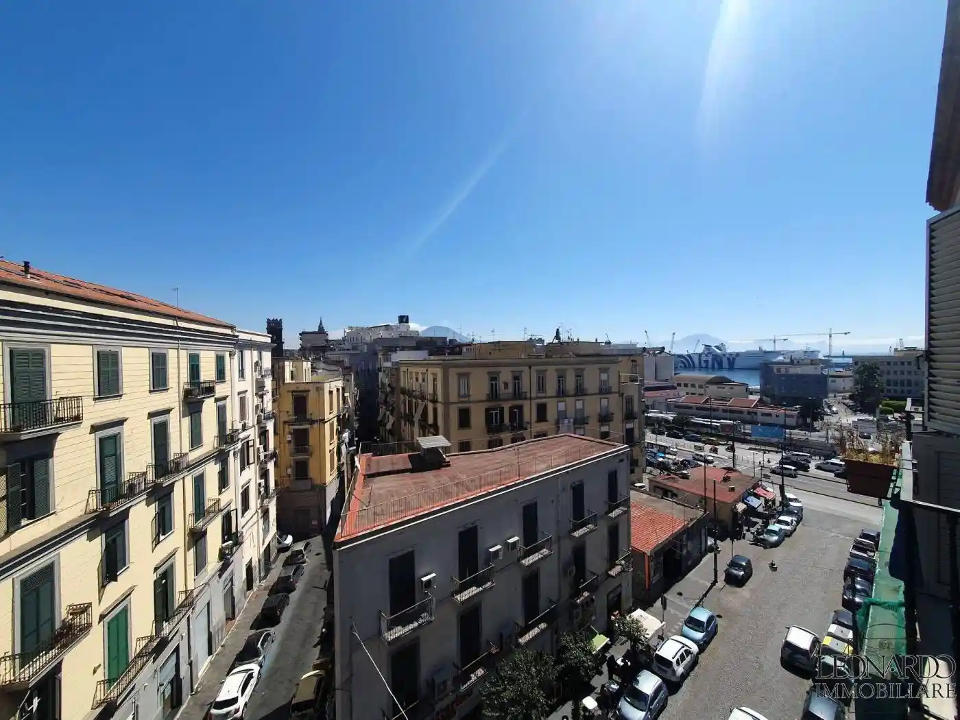 Appartamento in vendita a Napoli