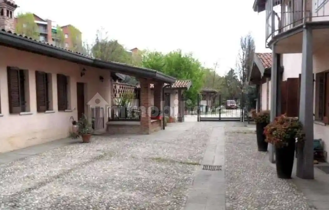 Rustico - Casale in vendita a Milano