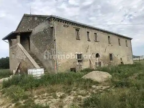 Rustico - Casale in vendita a Perugia