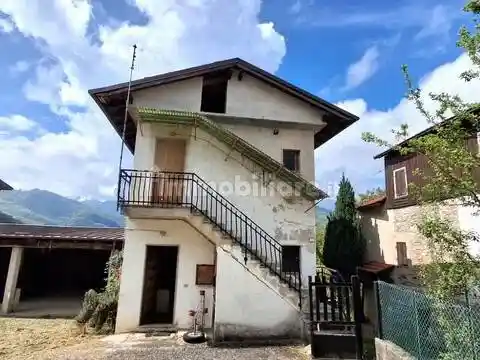 Villa in vendita a Montaldo di Mondovì
