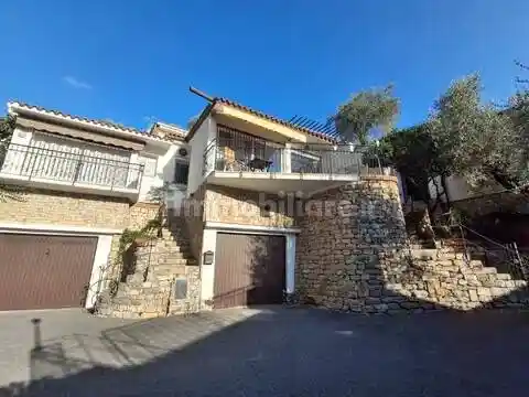 Villa in vendita a Diano Marina
