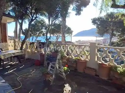 Appartamento in vendita a Andora