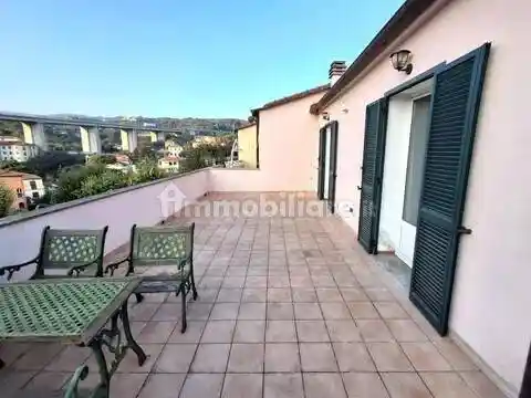 Villa in vendita a Imperia