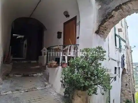 Appartamento in vendita a Imperia