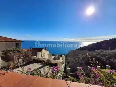 Appartamento in vendita a Andora