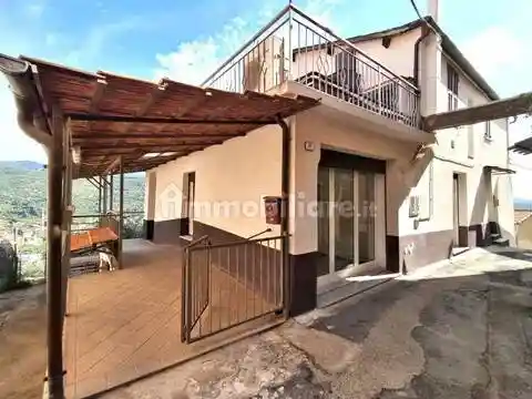 Appartamento in vendita a Imperia