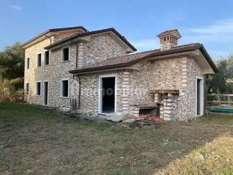 Rustico - Casale in vendita a Seravezza