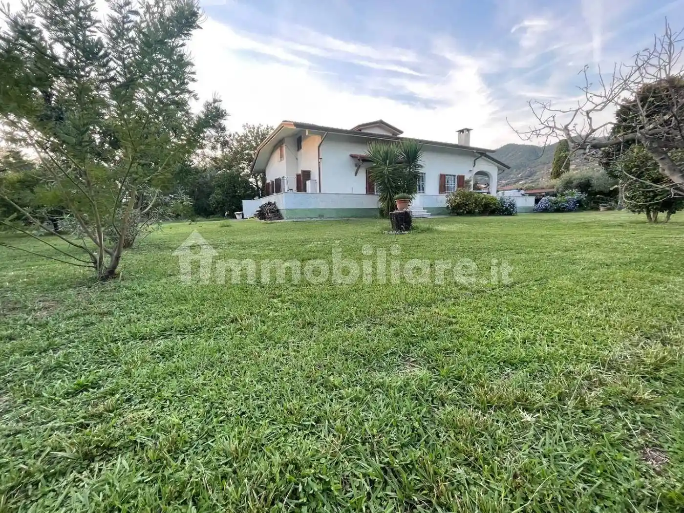 Villa in vendita a Seravezza