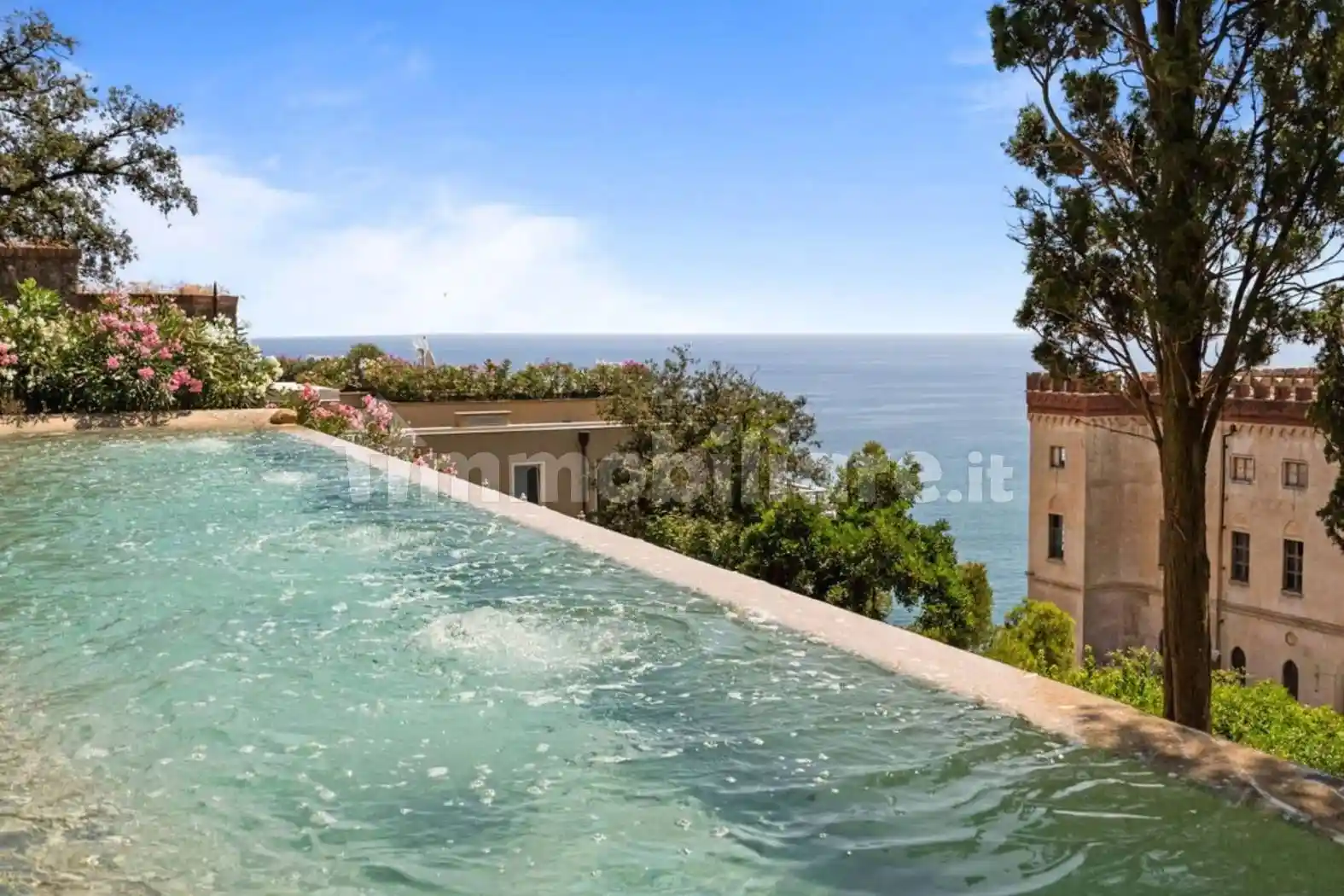 Casa indipendente in vendita a Alà dei Sardi