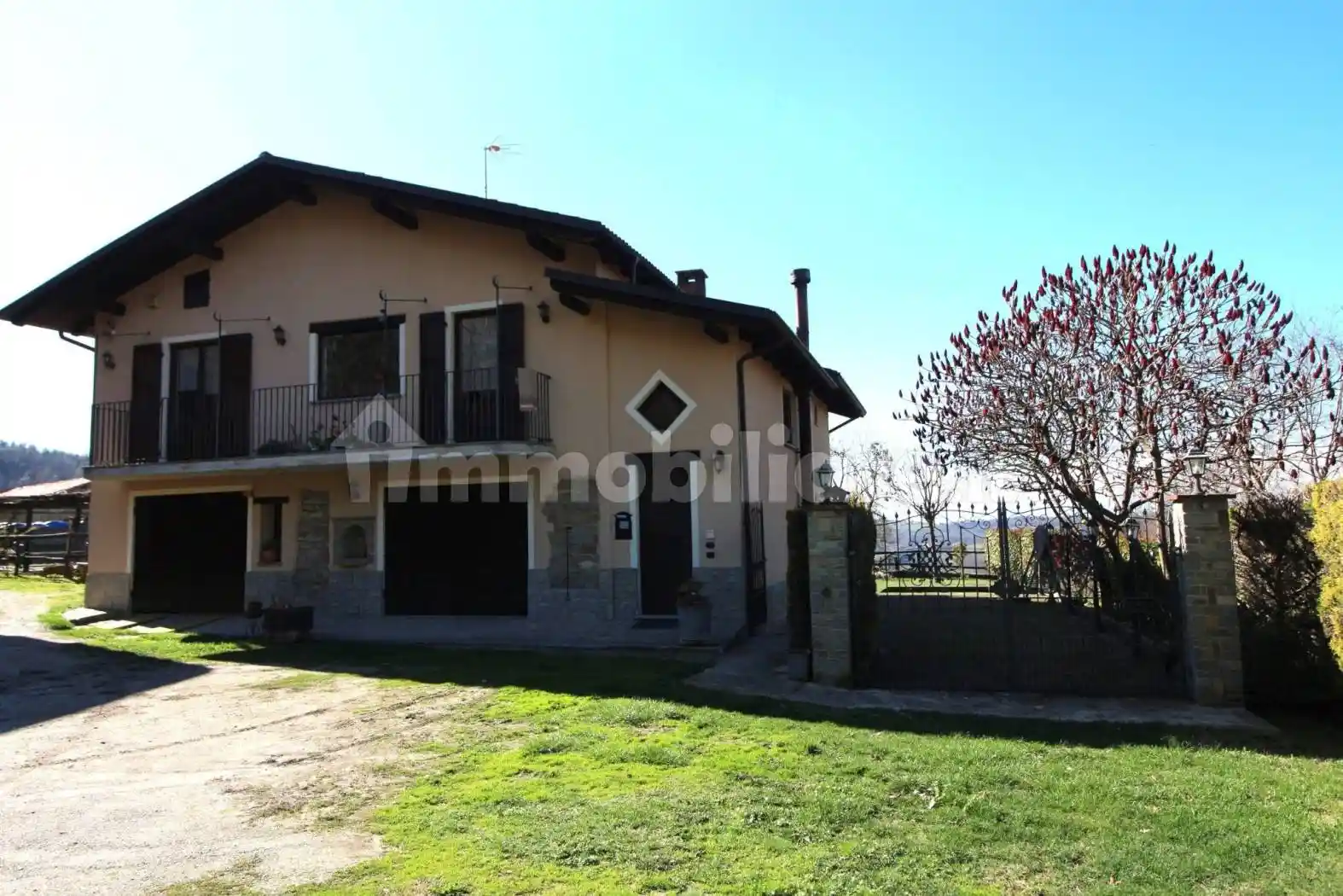 Villa in vendita a Ceva