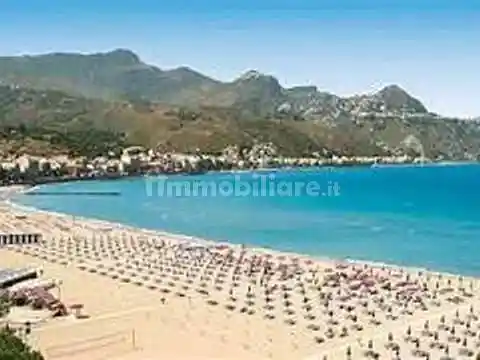 Appartamento in vendita a Giardini-Naxos