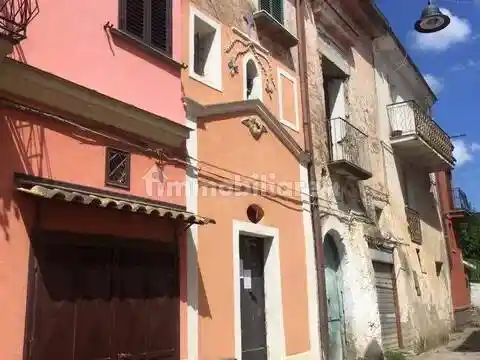 Appartamento in vendita a Teano