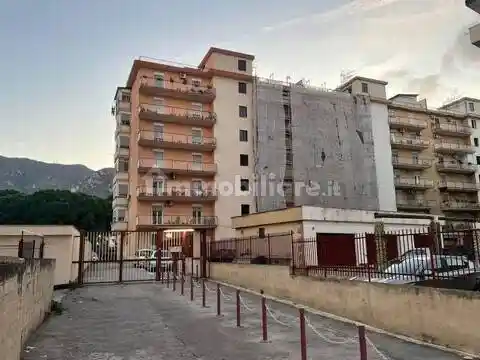 Appartamento in affitto a Palermo