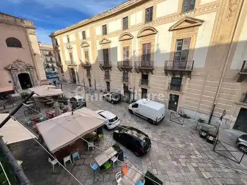 Appartamento in vendita a Palermo