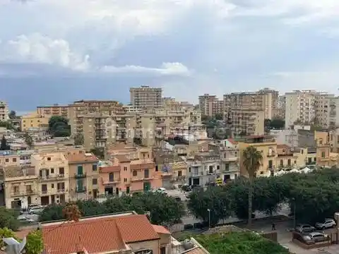 Appartamento in affitto a Palermo