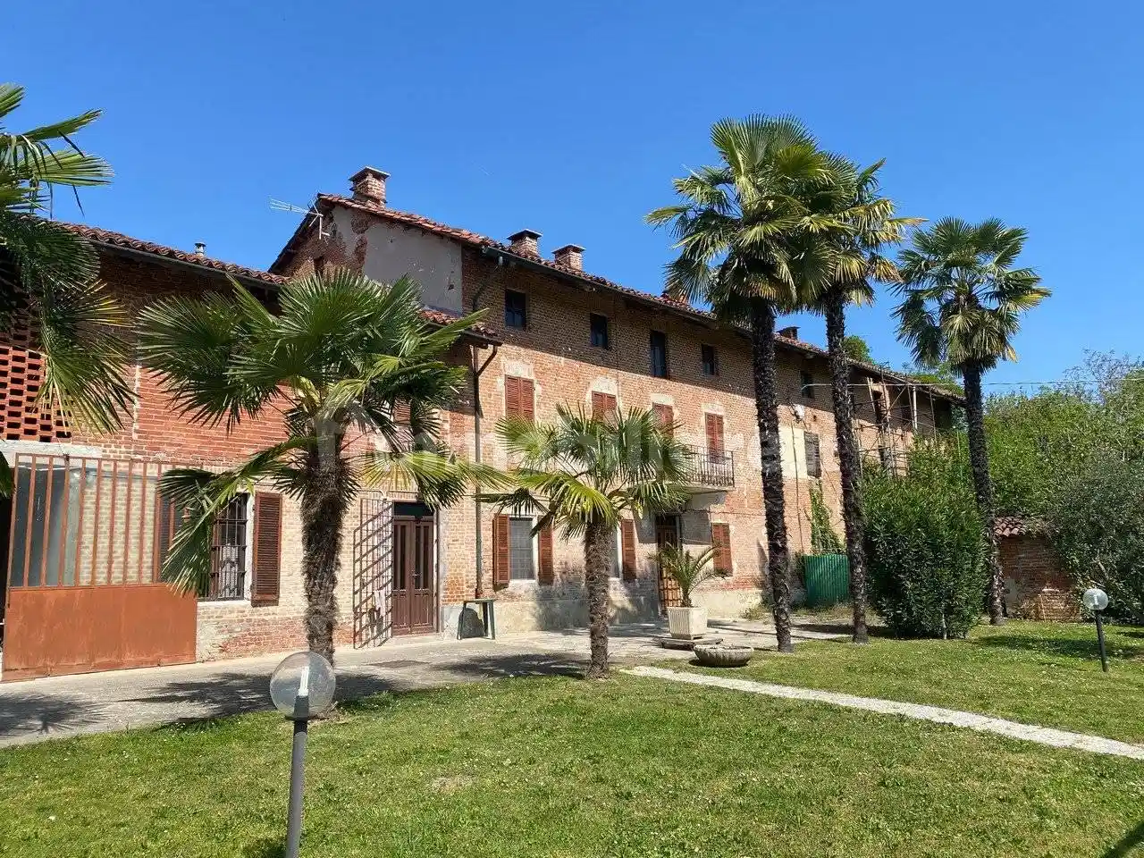 Rustico - Casale in vendita a Roatto