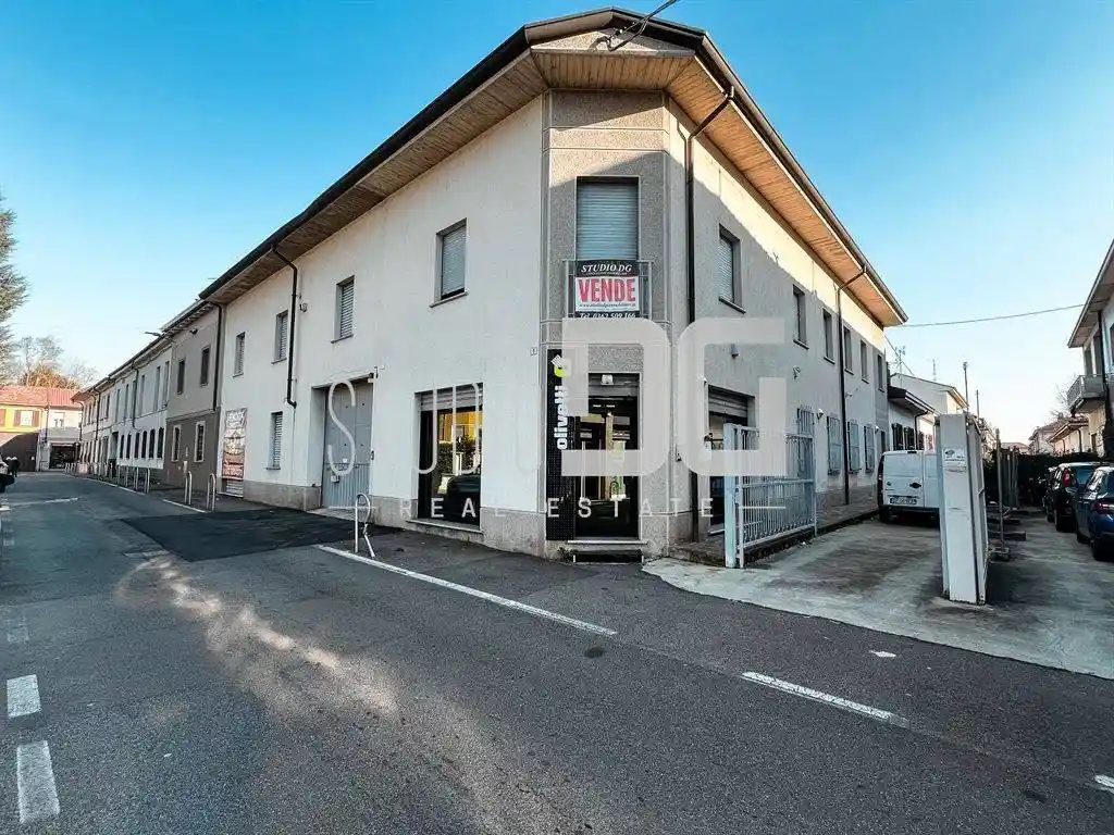 Casa indipendente in vendita a Cesano Maderno