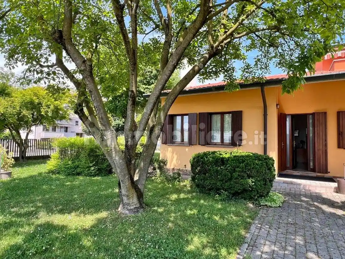 Villa in vendita a Torri di Quartesolo