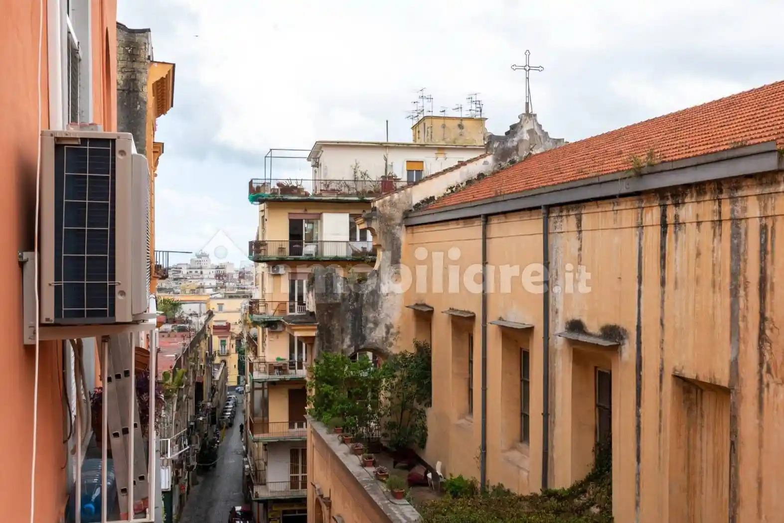 Appartamento in vendita a Napoli