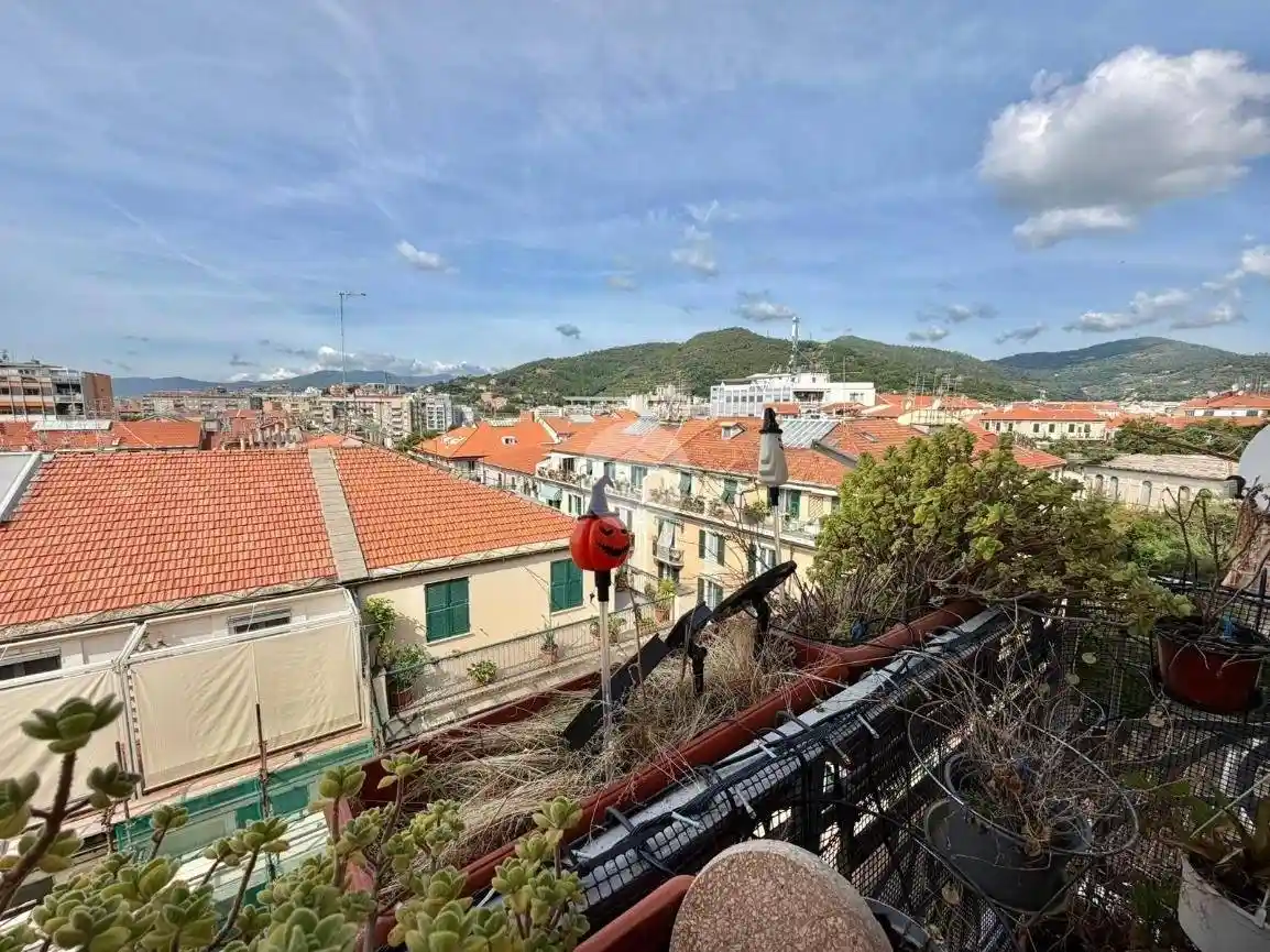 Appartamento in vendita a Savona