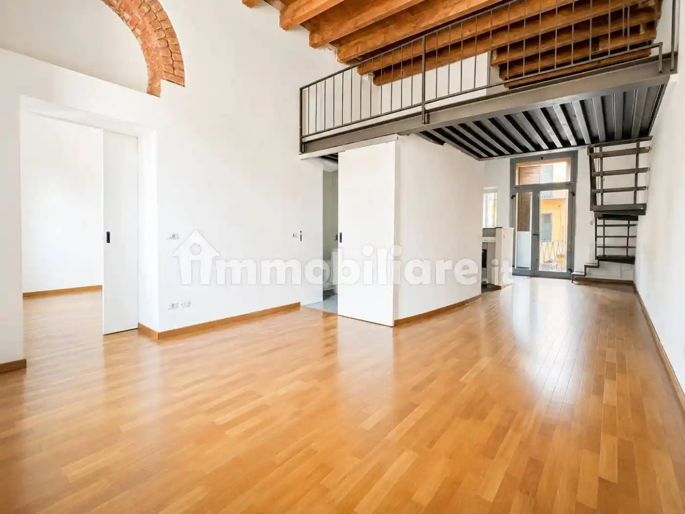 Appartamento in vendita a Monza