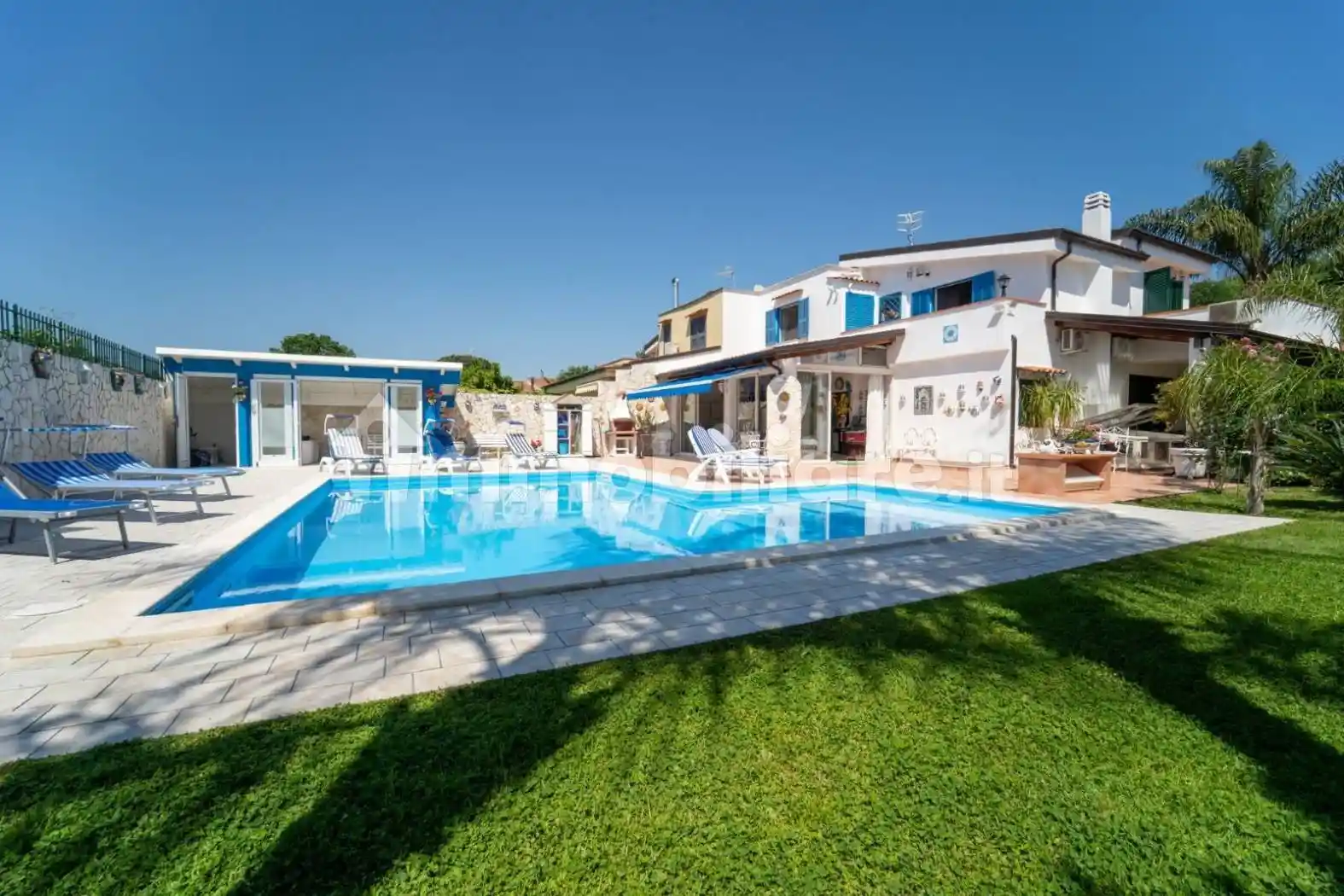 Villa in vendita a Pozzuoli