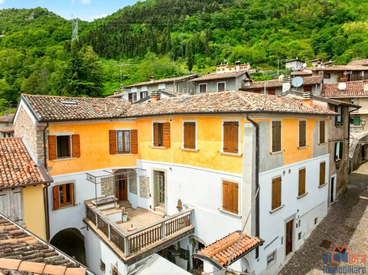 Casa indipendente in vendita a Gargnano