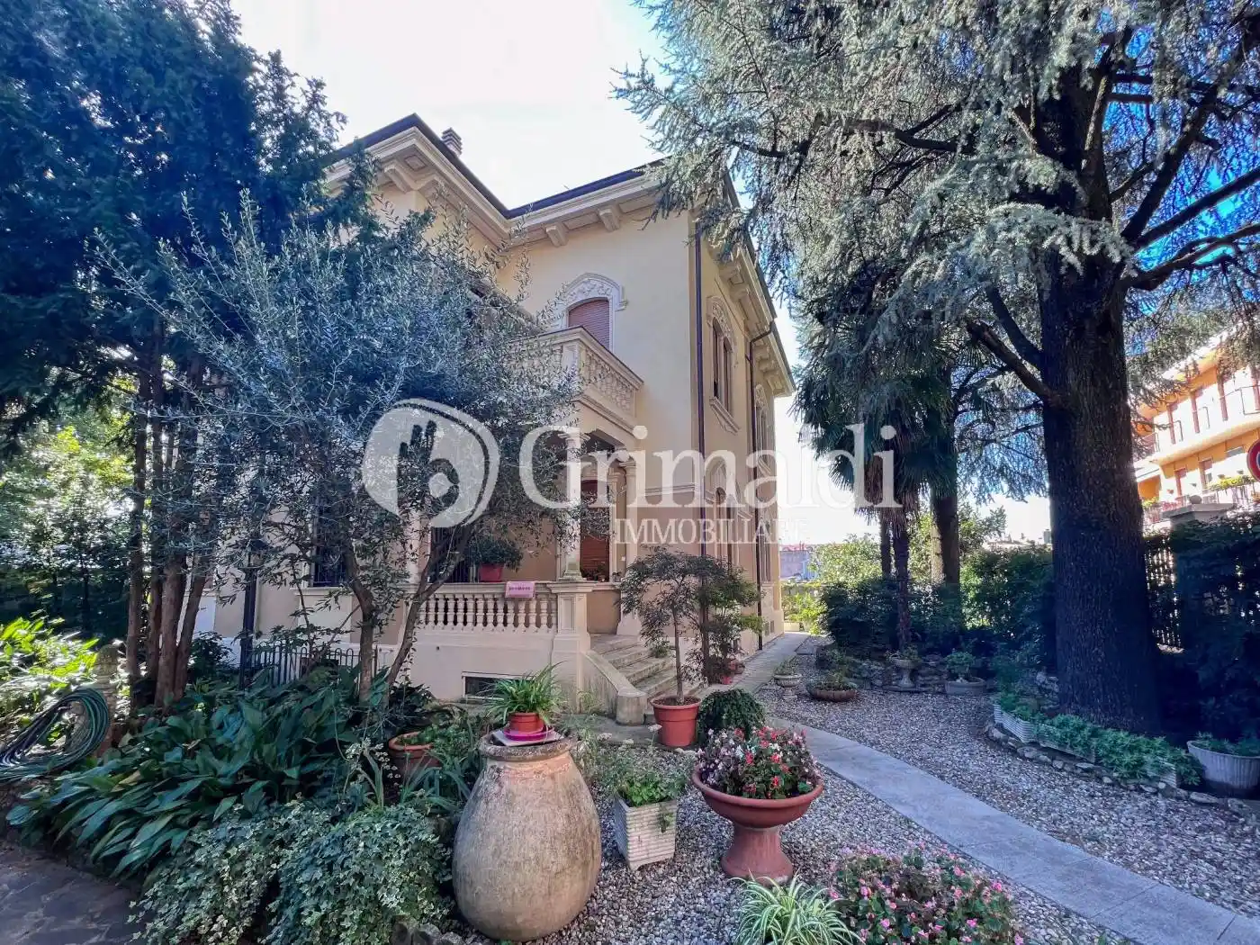 Appartamento in affitto a Monza