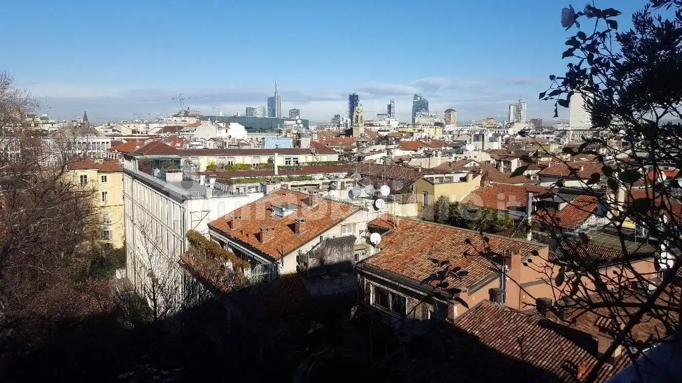 Appartamento in vendita a Milano