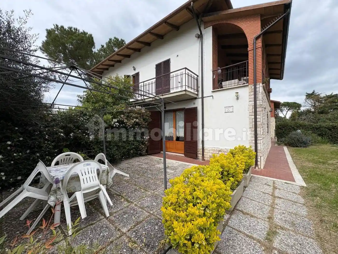 Casa indipendente in vendita a Castiglione del Lago