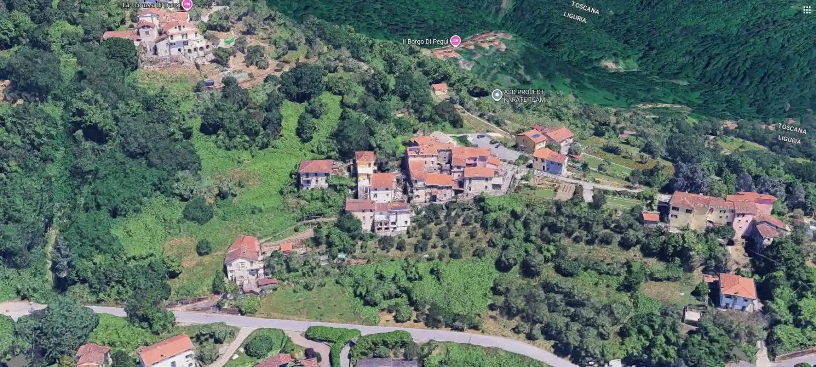 Casa indipendente in vendita a Calice al Cornoviglio