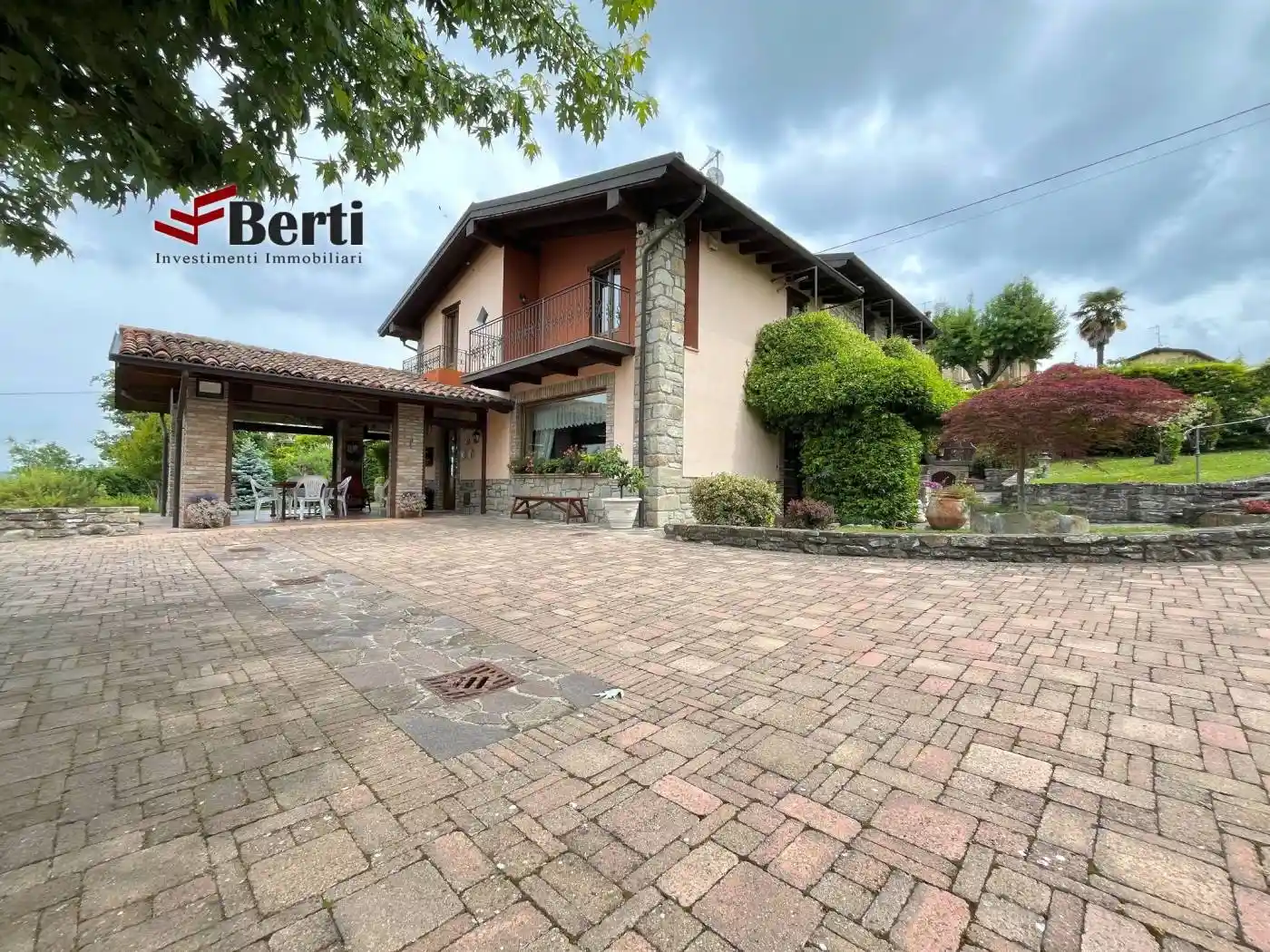Appartamento in vendita a Zavattarello