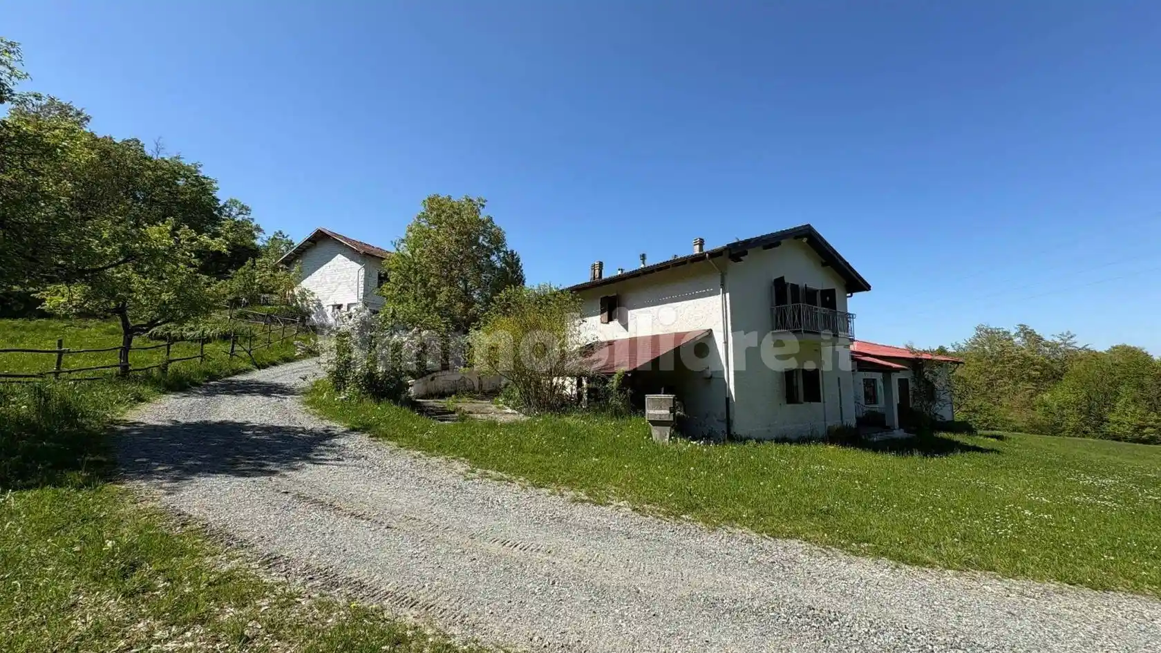 Villa in vendita a Mioglia