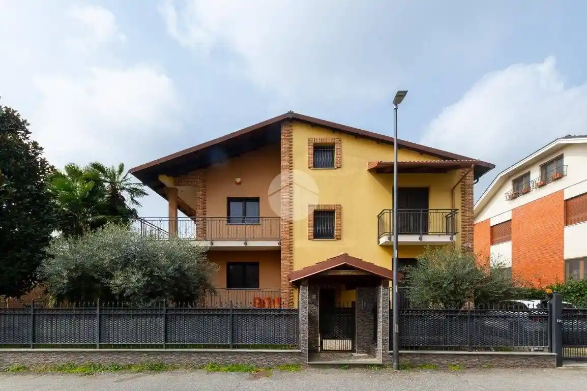Villa in vendita a Beinasco