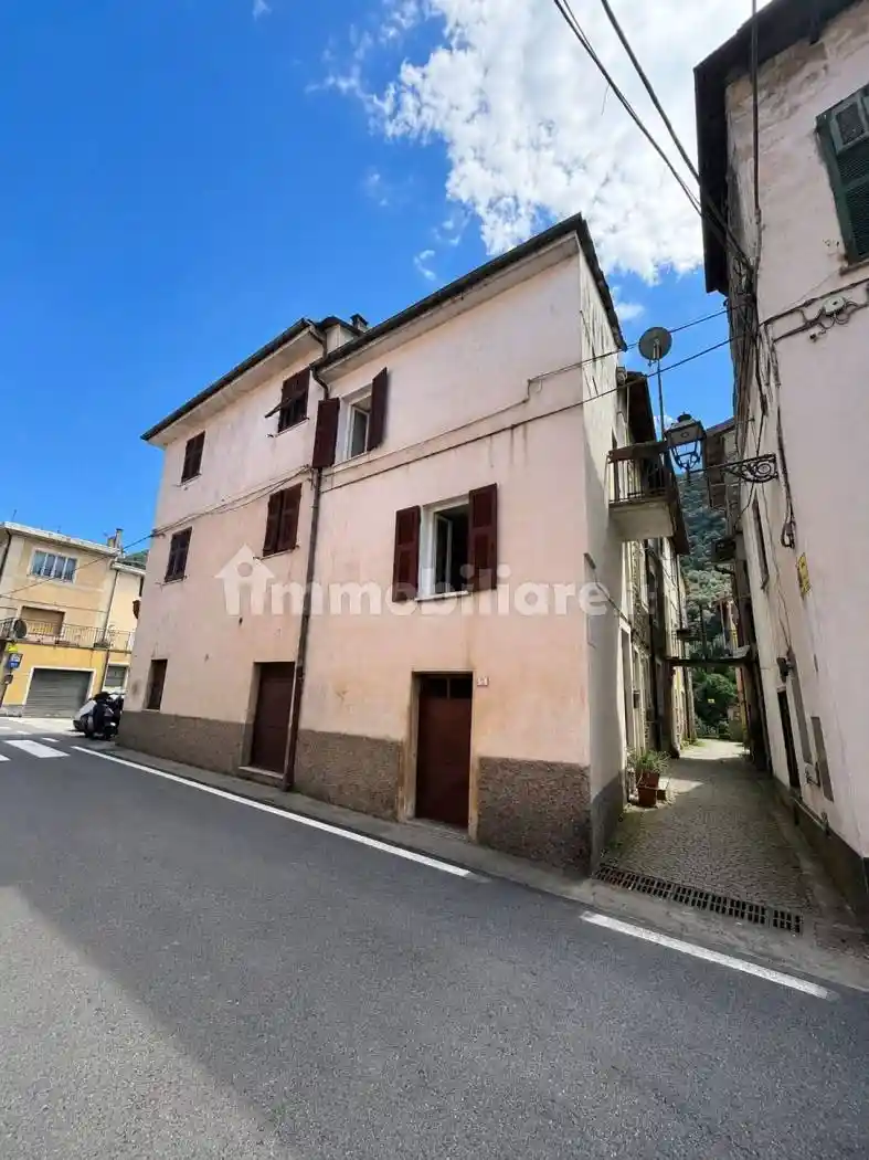 Appartamento in vendita a Ortovero