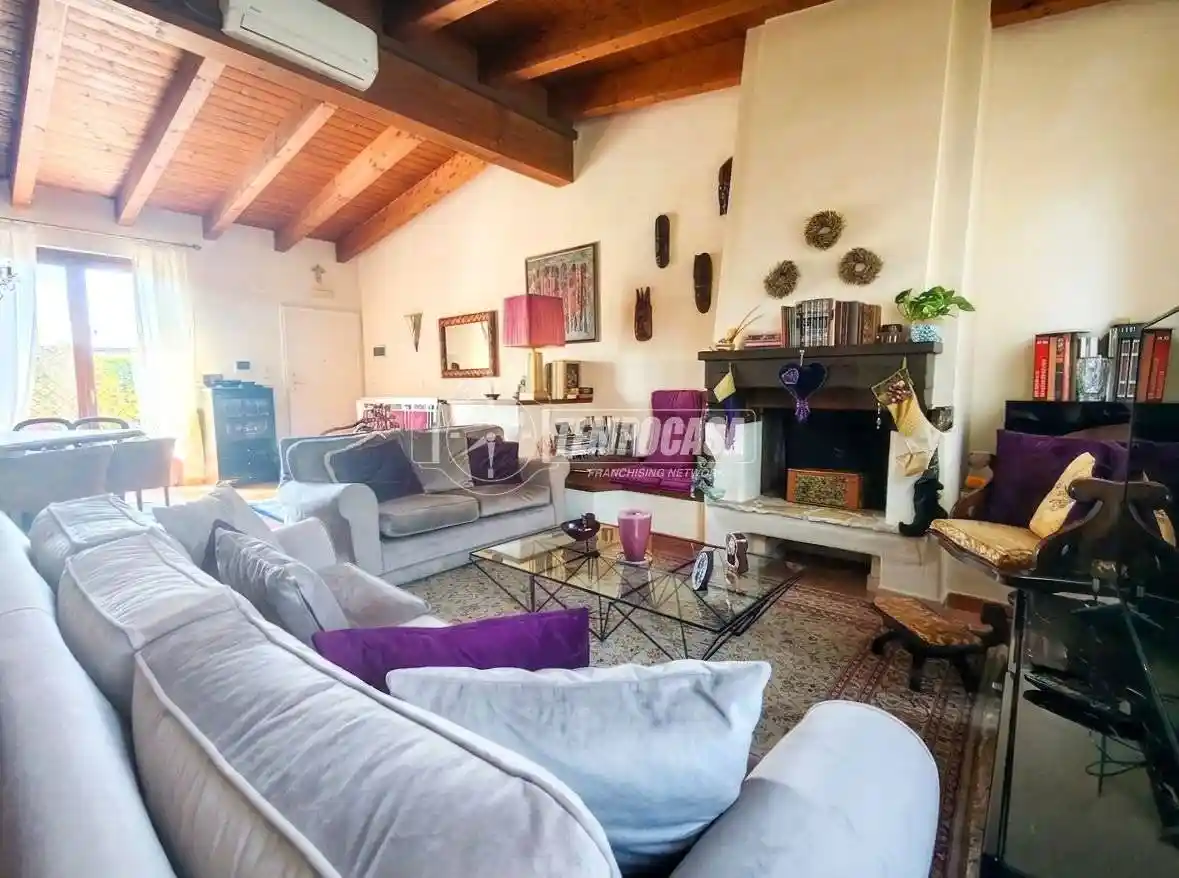 Villa in vendita a Gioia del Colle