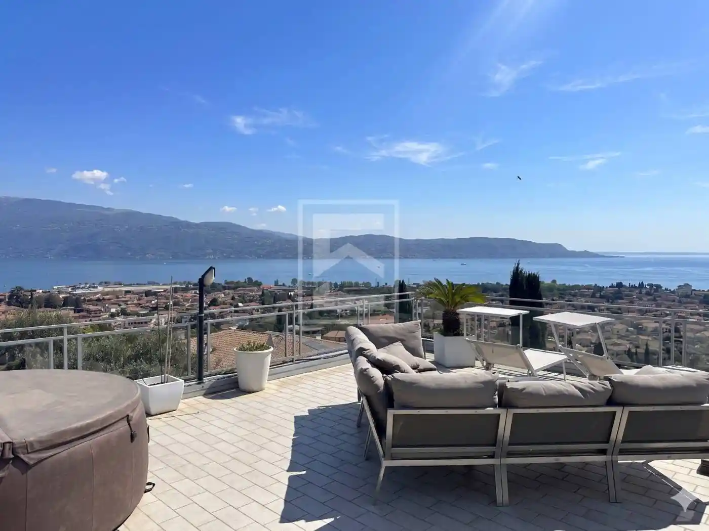 Appartamento in vendita a Toscolano-Maderno