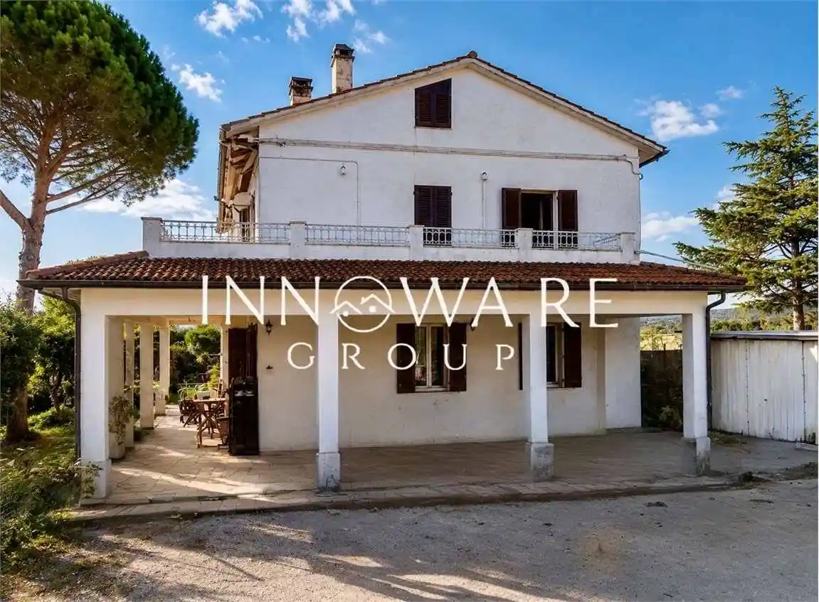 Villa in vendita a Osimo