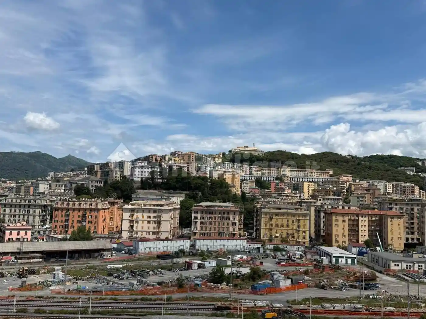 Appartamento in vendita a Genova