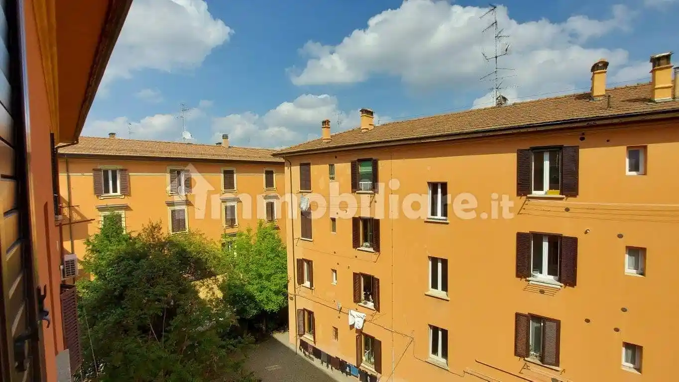 Appartamento in vendita a Bologna