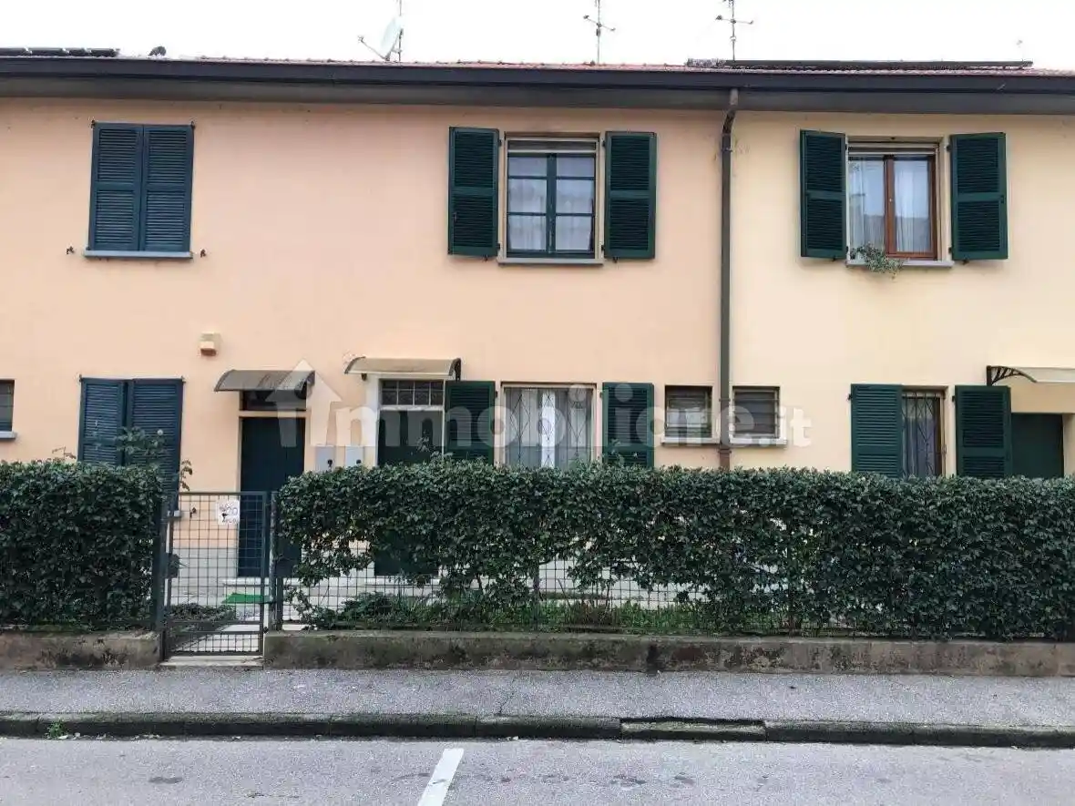 Appartamento in vendita a Livraga