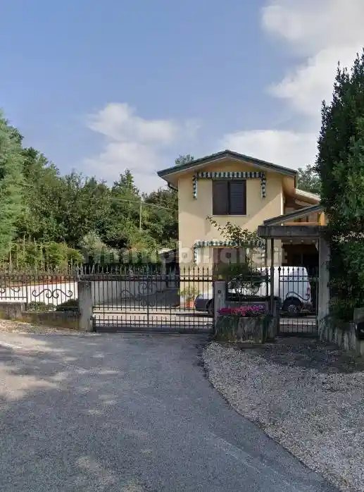 Villa in vendita a Montorso Vicentino