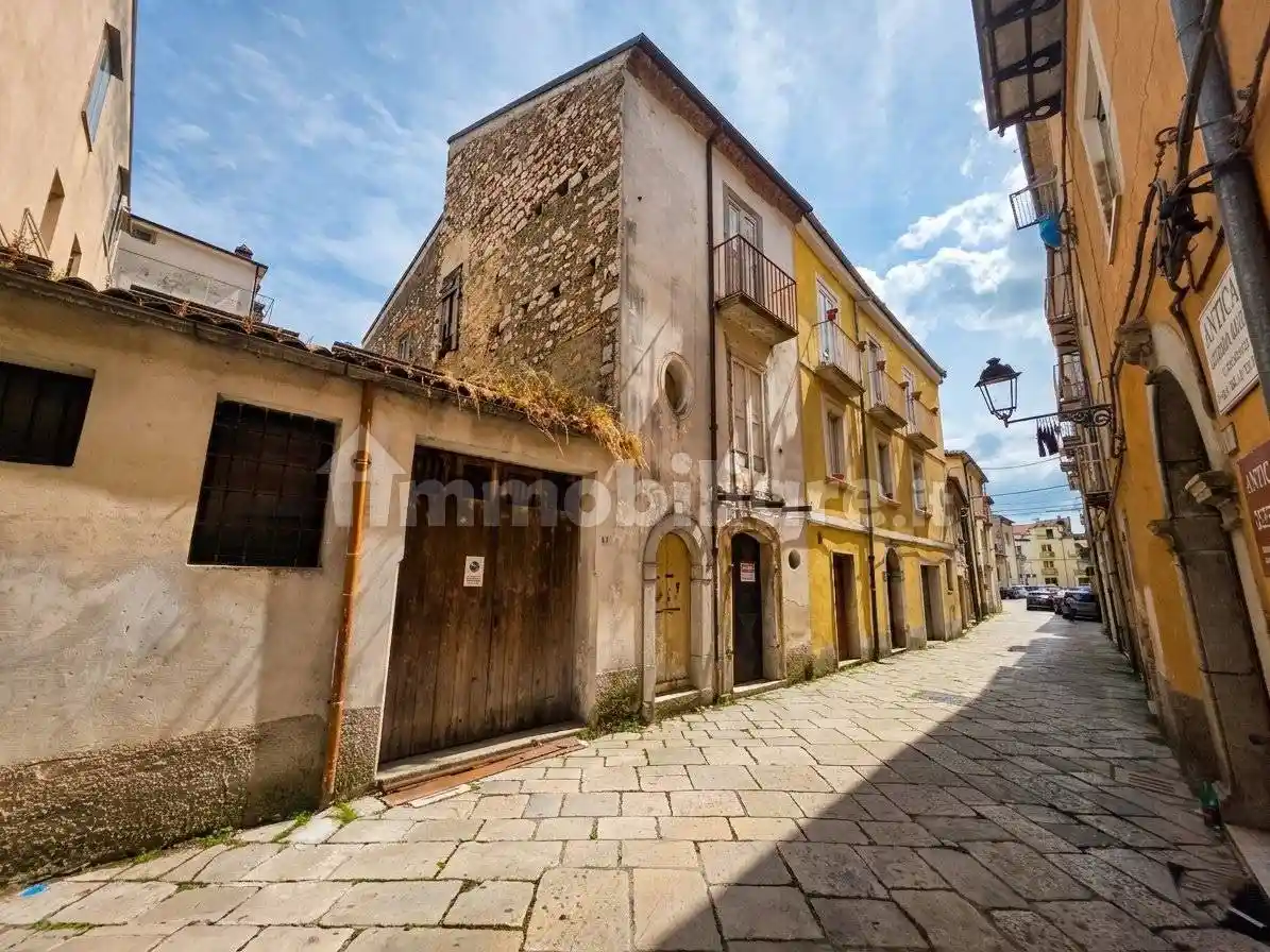 Rustico - Casale in vendita a Bojano