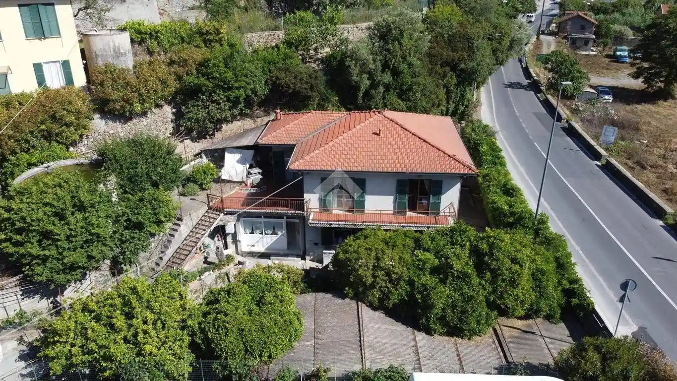 Villa in vendita a Camporosso