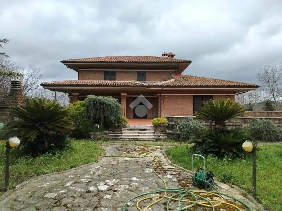 Villa in vendita a Altavilla Irpina