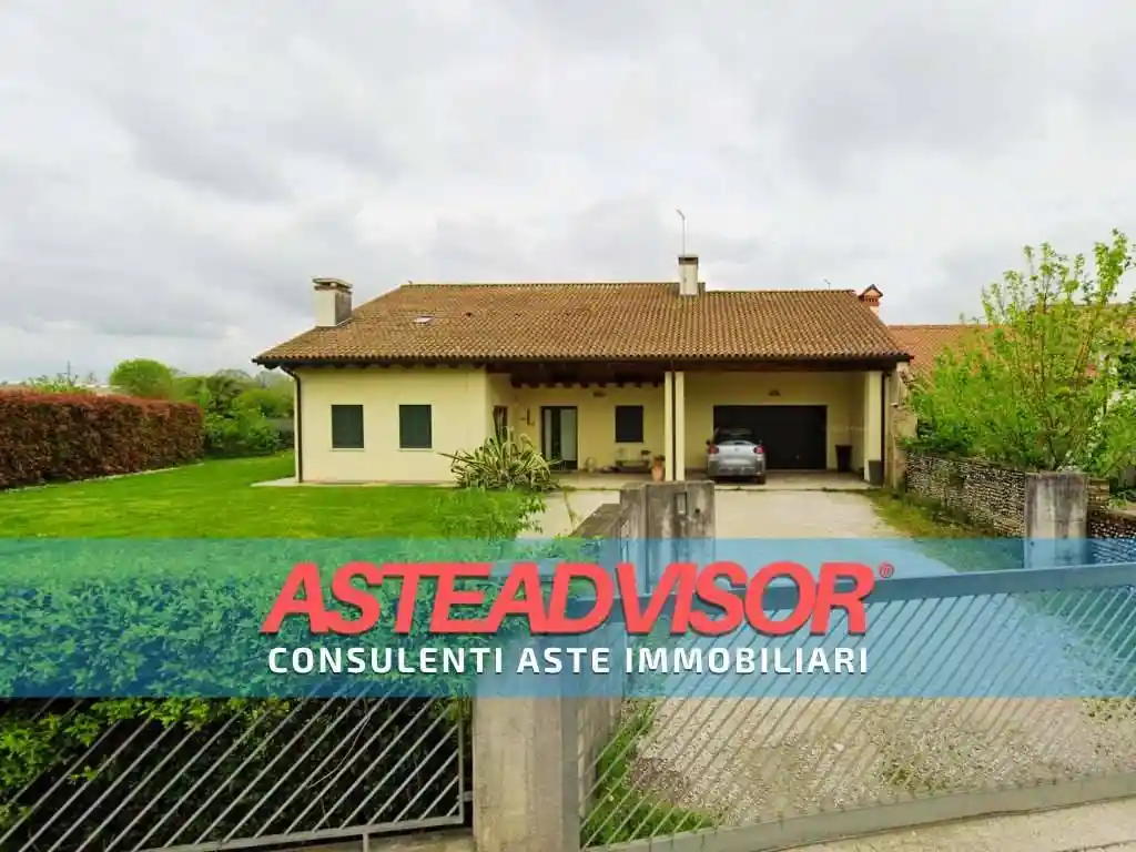 Villa in vendita a Rossano Veneto