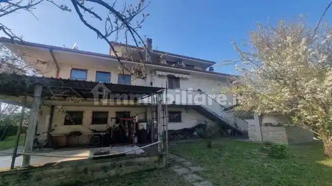 Villa in vendita a Pisa