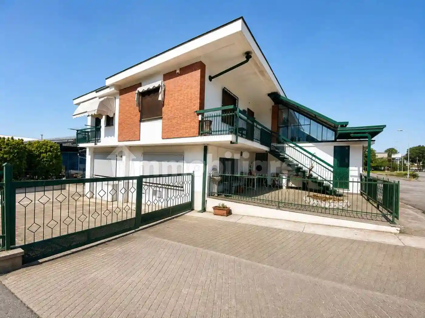 Villa - foto 2