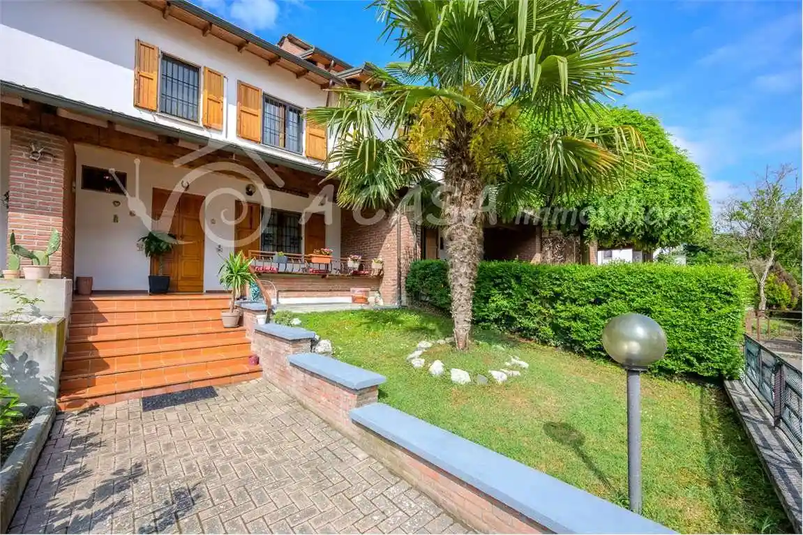 Villetta a schiera in vendita a Noceto
