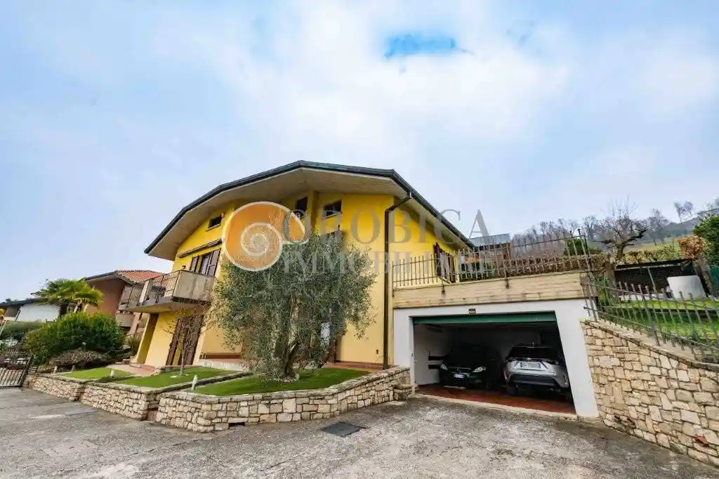 Villa in vendita a Ponteranica